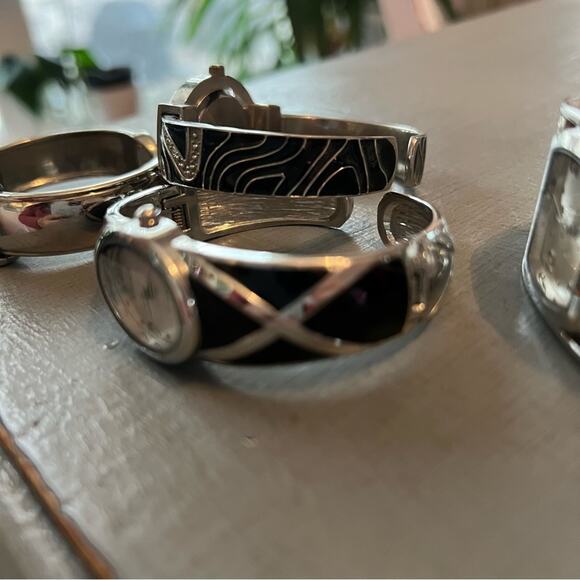 Geneva Studio Montreal De Fleur 5 Cuff Watches - Picture 3 of 10